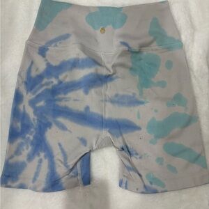Spiritual Gangster Tie-Dye High-Waisted biker Shorts